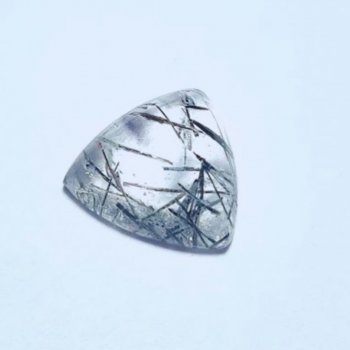 Quartzo Turmalinado 7,70 Cts - Formato Triangular - 13x14x6mm