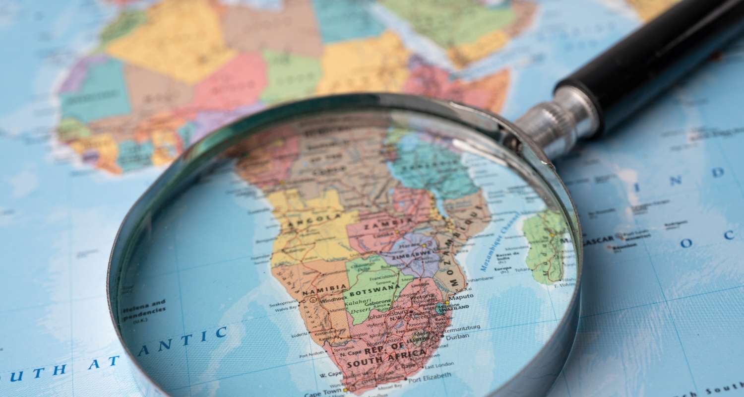 PEDRAS PRECIOSAS QUE PODE SER ENCONTRADAS NA ÁFRICA